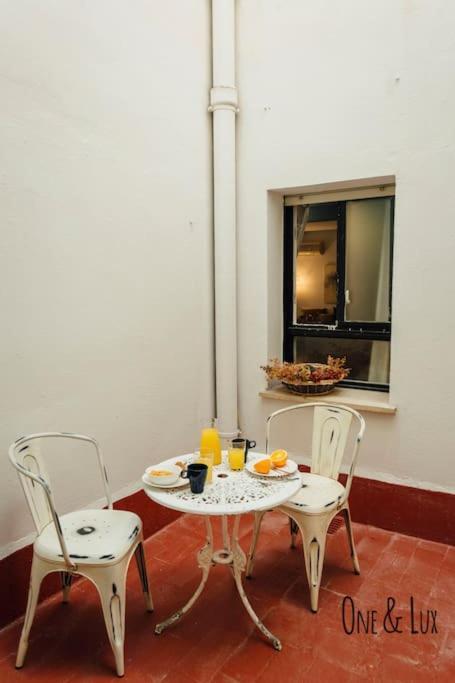 O&L Aire - Spacious And Bright Apartment In The Heart Of Sevilla Exterior foto