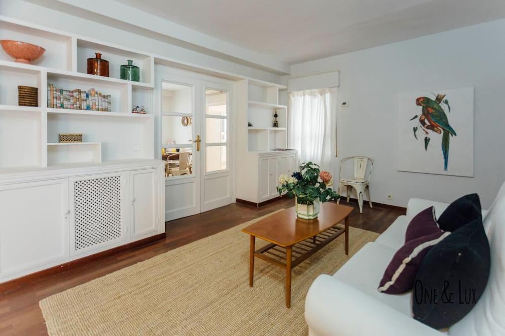 O&L Aire - Spacious And Bright Apartment In The Heart Of Sevilla Exterior foto