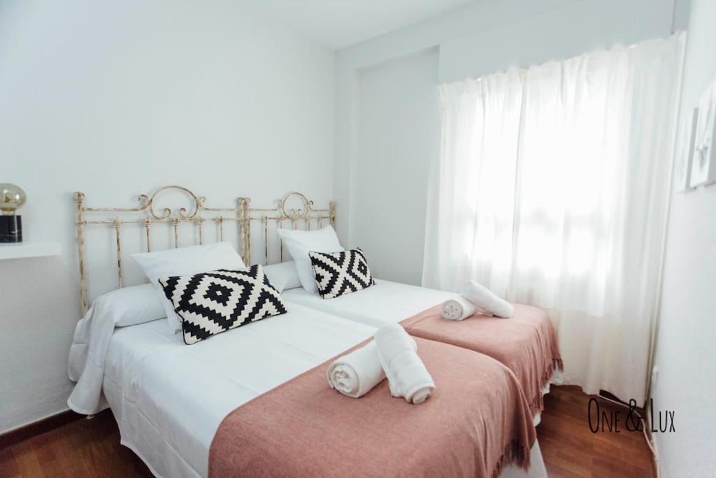 O&L Aire - Spacious And Bright Apartment In The Heart Of Sevilla Exterior foto